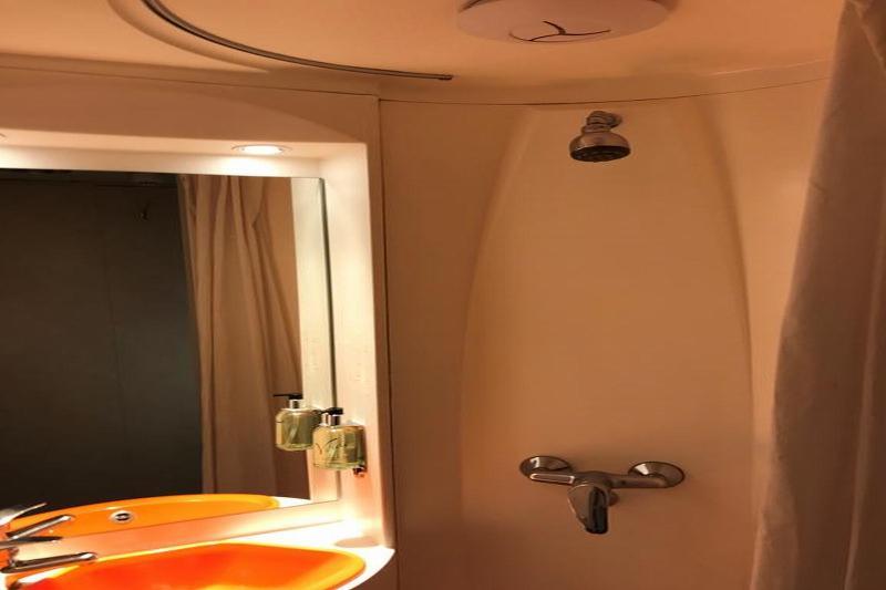 Easyhotel South Kensington Лондон Экстерьер фото